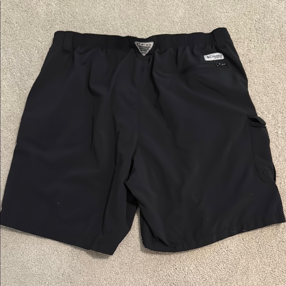 Men's Black Outdoor Shorts - Picture 5 of 5